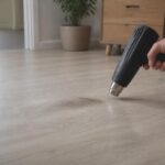 découvrez comment réparer un lino enfoncé ou bosselé facilement et rapidement, sans avoir à remplacer tout votre sol. astuces simples pour redonner vie à votre revêtement.